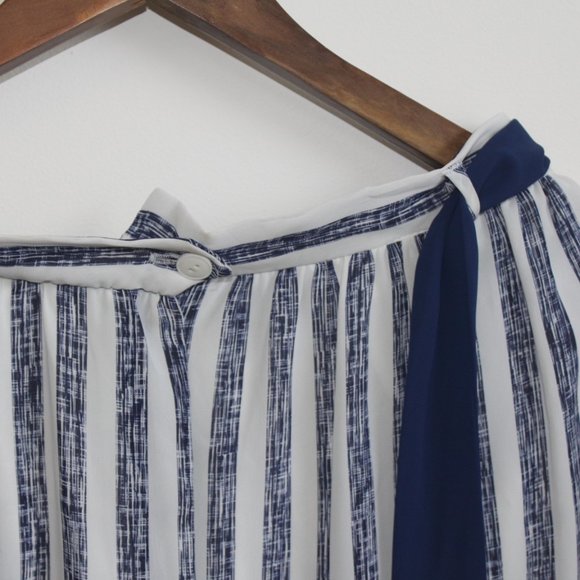 Nautical blue and white striped skirt with tie waist | M - Picture 2 of 4